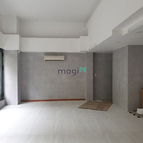 Hình ảnh Cho Thuê Mặt Bằng Lớn Đường Phạm Văn Bạch - Tân Bình