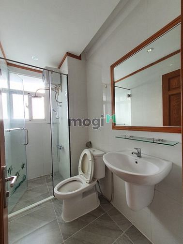 Hình ảnh Sky garden ,phu my hung , 80m2, đang trống, Gia  3ty700
