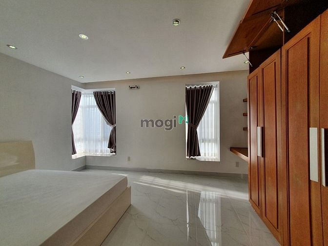 Hình ảnh Sky garden ,phu my hung , 80m2, đang trống, Gia  3ty700