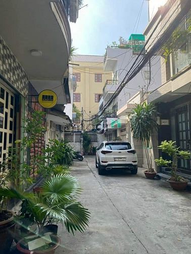 Hình ảnh Nhà nát HXH - CMT8 - P13 - QUẬN 10
