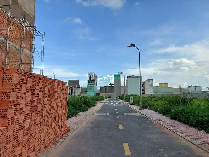 Hình ảnh Bán đất thổ cư quận Bình Tân sổ hồng riêng xây dựng tự do