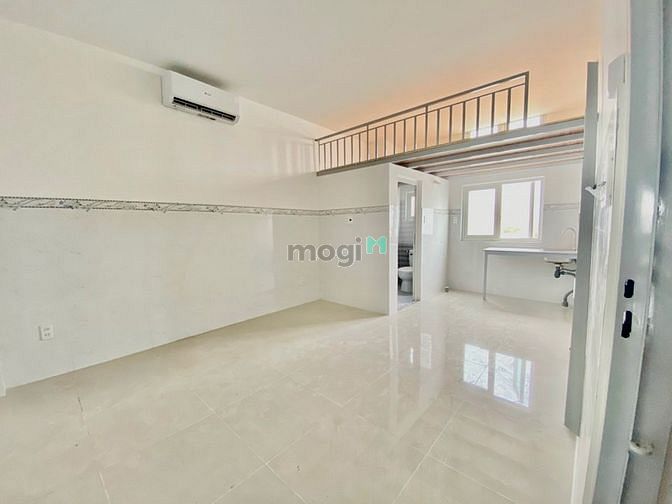 Hình ảnh PHÒNG Mới Xây có BAN CÔNG ngay Đỗ Xuân Hợp