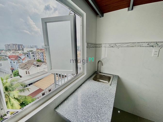 Hình ảnh PHÒNG Mới Xây có BAN CÔNG ngay Đỗ Xuân Hợp
