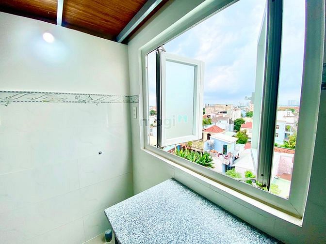 Hình ảnh PHÒNG Mới Xây có BAN CÔNG ngay Đỗ Xuân Hợp