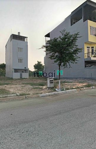 Hình ảnh Cần bán nền đất ngay Đình Bình Trường, Bình Chánh DT 100m2 sổ riêng