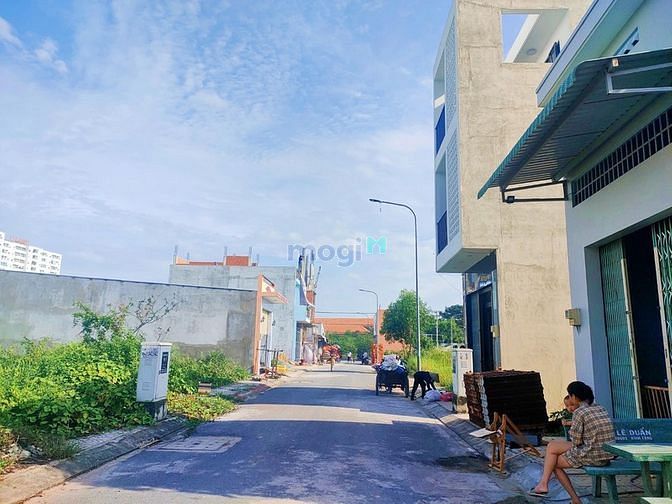 Hình ảnh 80m2 TC  Đường Dương Thị Giang, Q12,liền kề ga Metro số 2.Chỉ 1.8 tỷ