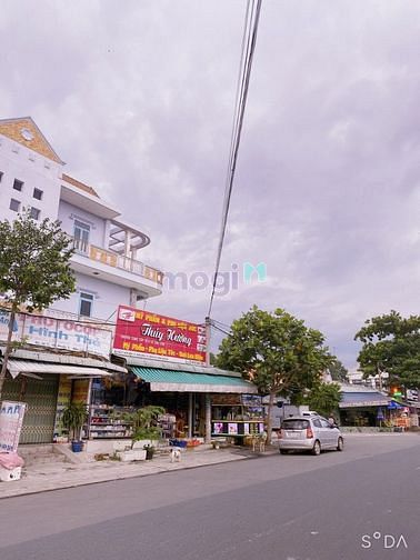Hình ảnh Cần bán Gấp Lô đất 150m2 full thổ cư , vị trí đắt địa , dân đông ,