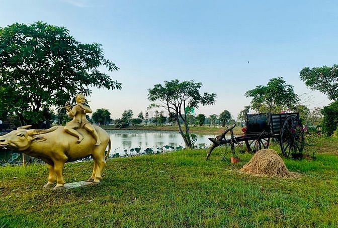 Hình ảnh Bán Lô B 75m2 cực đẹp, KĐT Làng Sen Việt Nam