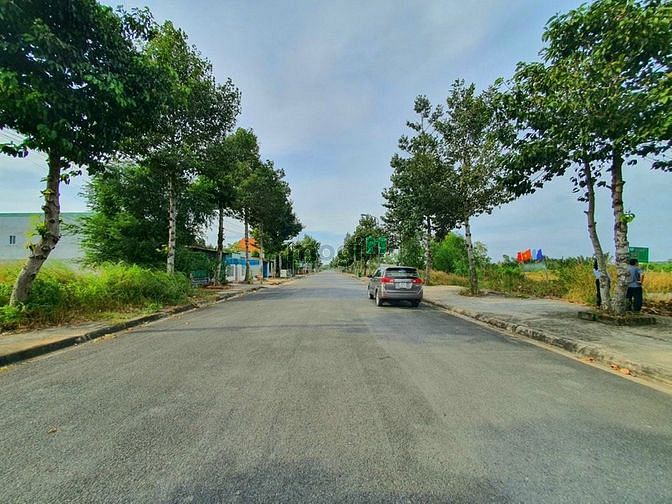 Hình ảnh Đất mặt tiền đường 1sẹc Phạm Thái Bường