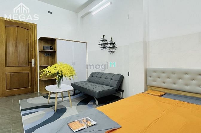 Hình ảnh Căn Hộ Sang Trọng Ban Công Full Nt Trần Bình Trọng