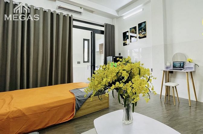Hình ảnh Căn Hộ Sang Trọng Ban Công Full Nt Trần Bình Trọng