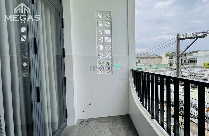 Hình ảnh Căn Hộ Sang Trọng Ban Công Full Nt Trần Bình Trọng