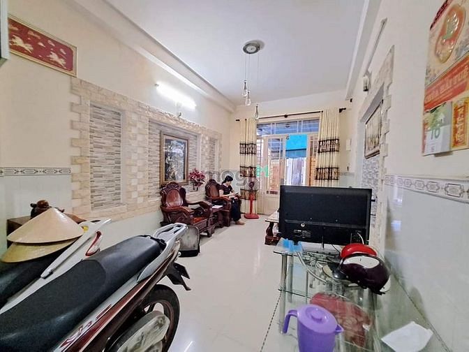 Hình ảnh 55m2 - 4 tầng BTCT - Lê Văn Sỹ - Q3