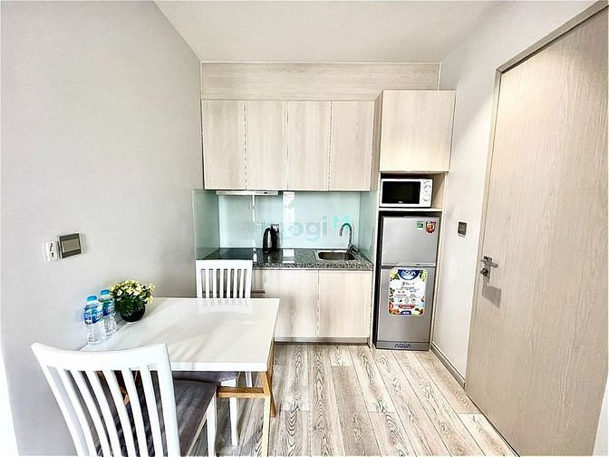 Hình ảnh Phòng BAN CÔNG gần Điện Biên Phủ-Thoáng-Mới-Đẹp-Full Nội Thất