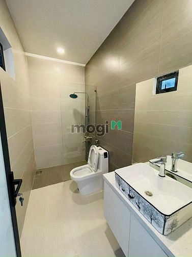 Hình ảnh Bán nhà kiệt 2 tầng oto Bùi Chát