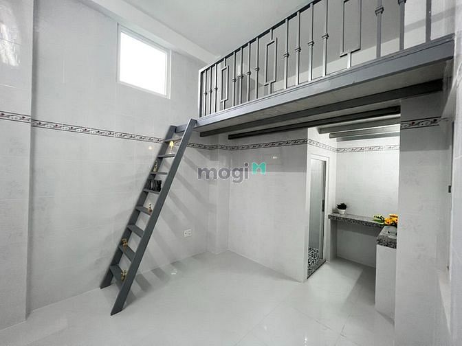 Hình ảnh Phòng trọ Quận 2 mới xây, có máy lạnh, có gác, cửa sổ thoáng mát