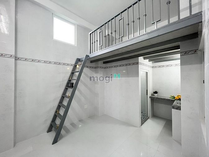 Hình ảnh Phòng trọ Quận 2 mới xây, có máy lạnh, có gác, cửa sổ thoáng mát