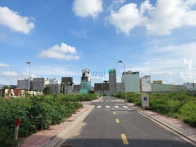 Hình ảnh Đất nền KDC Bình Tân sổ hồng riêng xây dựng tự do liền kề tiện ích