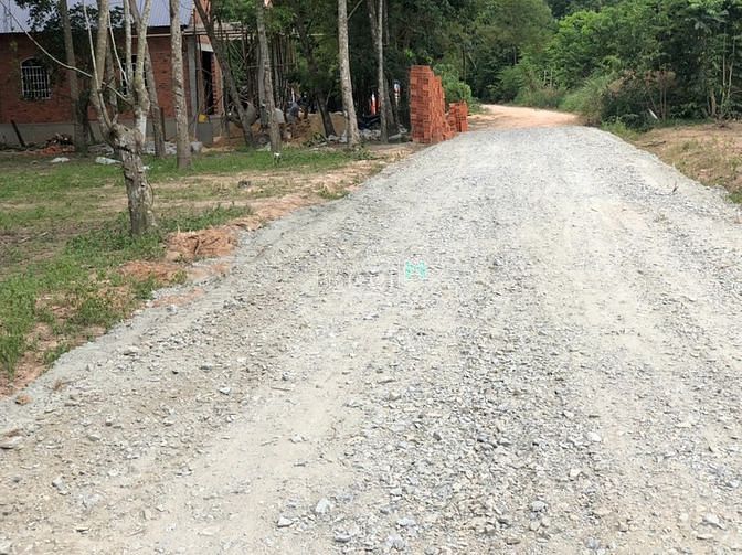 Hình ảnh tôi chính chủ cần bán gấp lô đất sổ sẵn