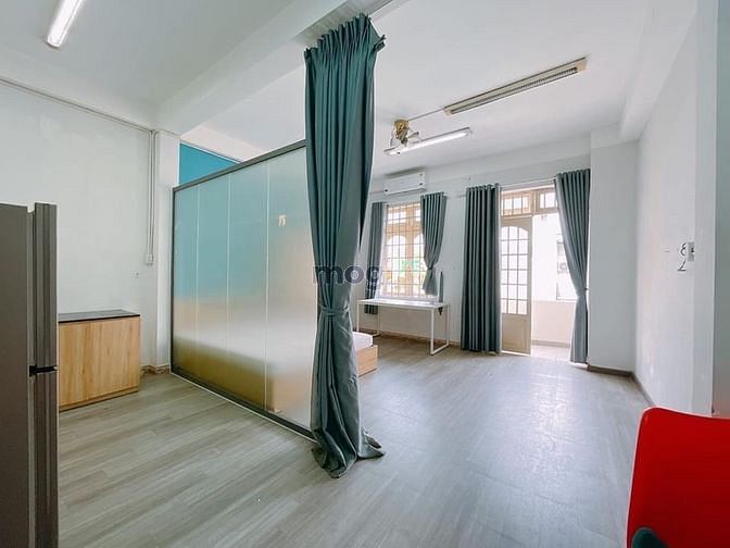 Hình ảnh CHDV full nội thất có ban công + vách ngăn gần bến xe quận 8