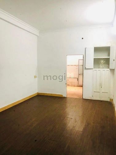Hình ảnh Ngay chợ Bà Chiểu - Đường Phó Đức Chính, Bình Thạnh.