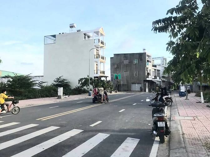 Hình ảnh THANH LÝ 10 lô đất quận bình tân ,sổ hồng riêng ,xây dựng tự do