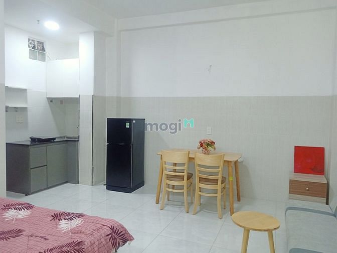 Hình ảnh CHDV full nội thất Quận 8 có cửa sổ gần khu Trung Sơn