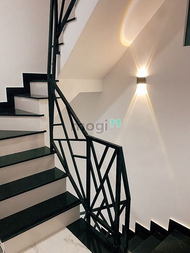 Hình ảnh CHDV Quận 4 giá sinh viên ,đầy đủ nội thất