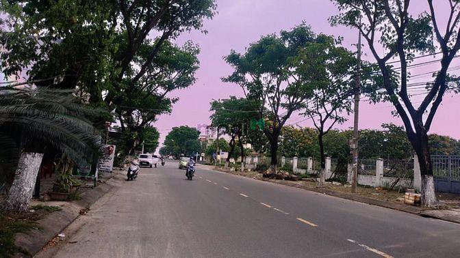 Hình ảnh Bán đất nền Hòa Minh đường Trần Đình Tri thông ra biển, DT 103m2