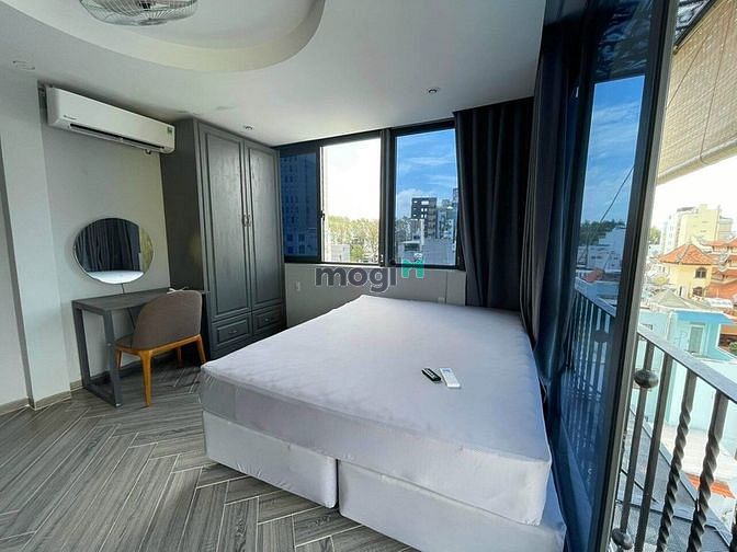 Hình ảnh CHdV Quận 1 full nội thất có ban công view siu chill