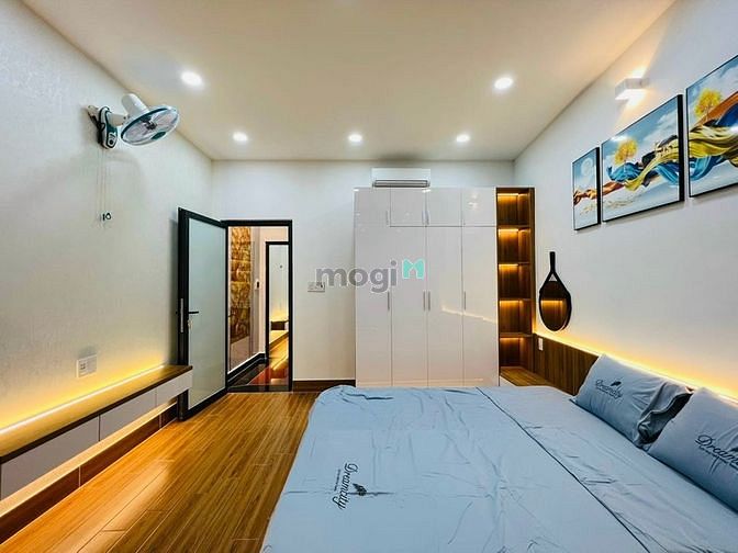 Hình ảnh Siêu phẩm căn nhà phố 2 tầng HXH thông, P.9.Gò Vấp.