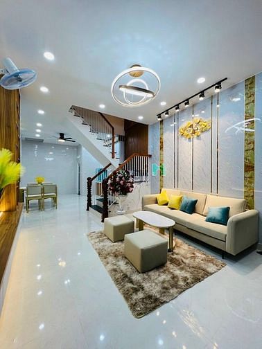 Hình ảnh Siêu phẩm căn nhà phố 2 tầng HXH thông, P.9.Gò Vấp.