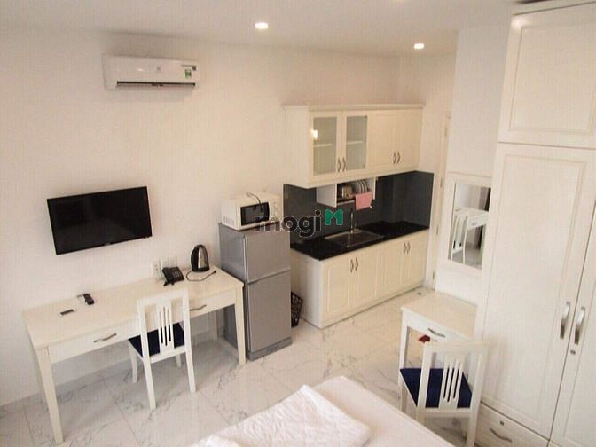 Hình ảnh CHDV Quận 3 có ban công cửa sổ lớn
