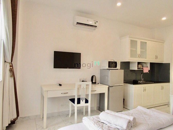 Hình ảnh CHDV Quận 3 có ban công cửa sổ lớn