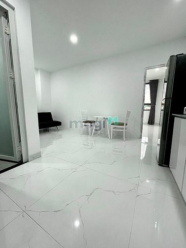 Hình ảnh CHDV Quận 3 ngay mặt tiền sát bờ kè hoàng sa