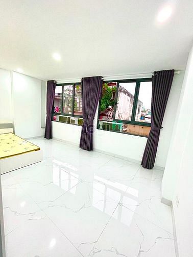 Hình ảnh CHDV Quận 3 ngay mặt tiền sát bờ kè hoàng sa