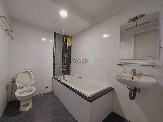 Hình ảnh CHDV Quận 3 có ban công cực chill view như đà lạt