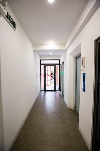 Hình ảnh CHdV Ngay trung tâm Quận 1 full nội thất