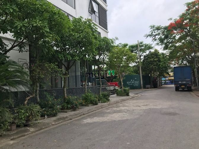 Hình ảnh Cần tiền bán gấp 80m2 đất 3 mặt thoáng tại khu TĐC Thạch Bàn
