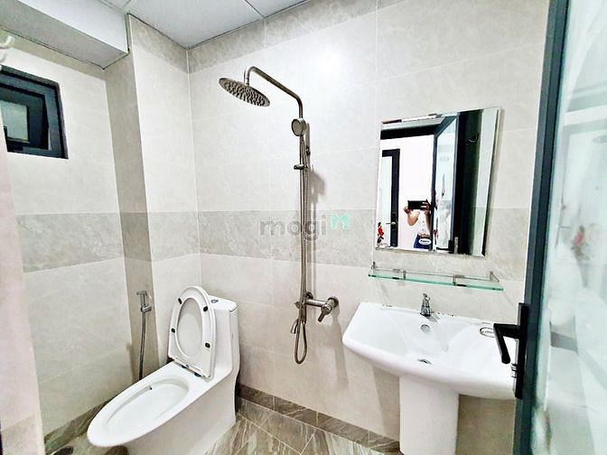 Hình ảnh CĂn Hộ bancol giá cực mềm ngay trung tâm quận 4