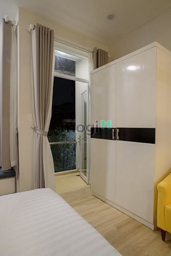 Hình ảnh CHDV 1 phòng ngủ (50m2) kèm nội thất cao cấp quận 1