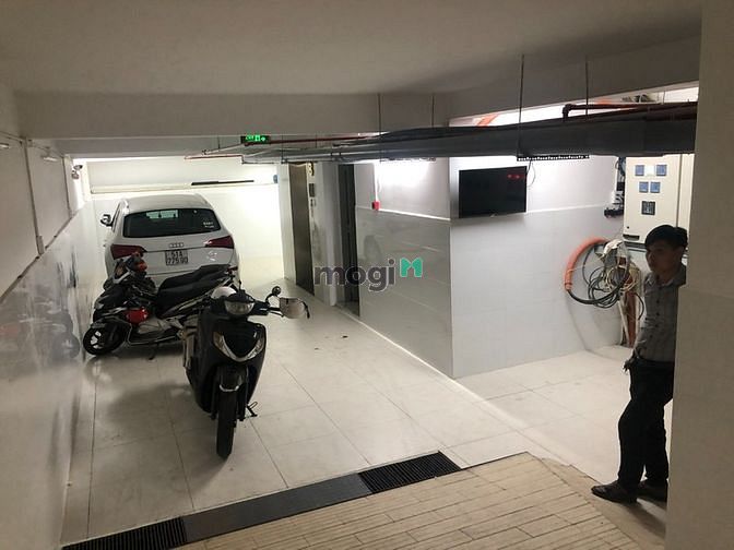 Hình ảnh 86 Bạch Đằng, P.2, Q.Tân Bình - 6x25m, hầm 5 lầu thang máy