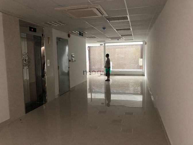 Hình ảnh 86 Bạch Đằng, P.2, Q.Tân Bình - 6x25m, hầm 5 lầu thang máy