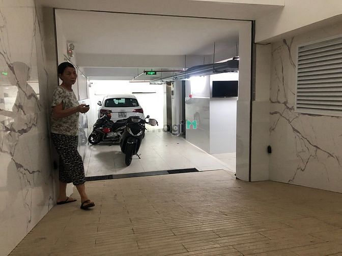 Hình ảnh 86 Bạch Đằng, P.2, Q.Tân Bình - 6x25m, hầm 5 lầu thang máy