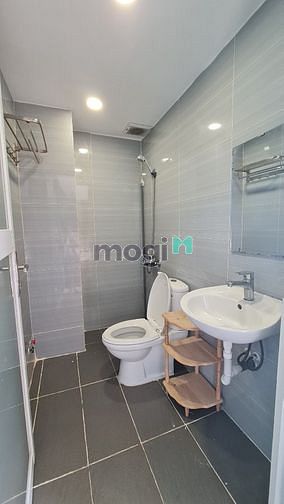 Hình ảnh CHDV có balcony lớn thoáng mát đầy đủ nội thất