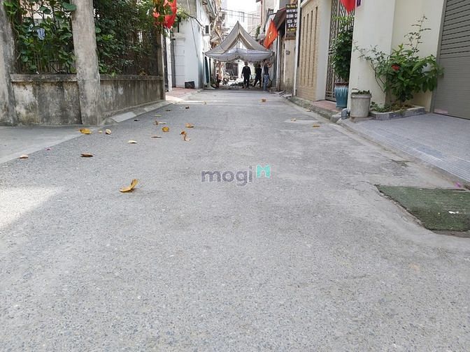 Hình ảnh Bán Gấp 52m2 Đất Mặt Đường Tại Tổ 11 Phúc Lợi. Kinh Doanh Được