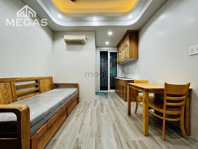 Hình ảnh Căn Hộ Dịch Vụ Ngay TÂN SƠN - Full nội thất - Máy Lạnh - Thang Máy