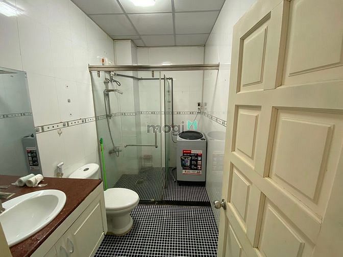 Hình ảnh CHDV Quận 1 full nội thất , phòng thoáng mát rộng rãi