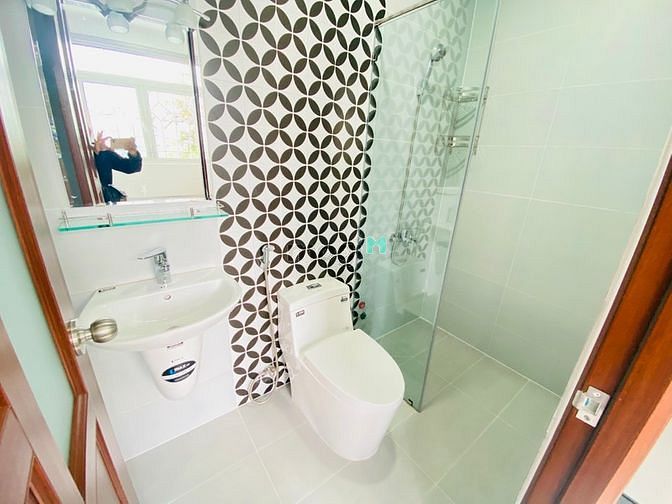Hình ảnh Căn Hộ mới xây banconly_Cửa sổ gần Cầu Bông_Quận 1
