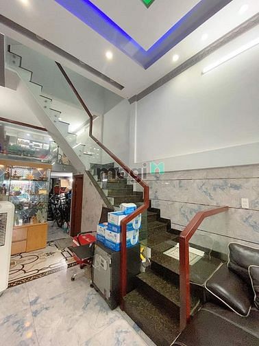 Hình ảnh 2 Mặt tiền - ngay chợ Phạm Văn Hai - P2 - Tân Bình